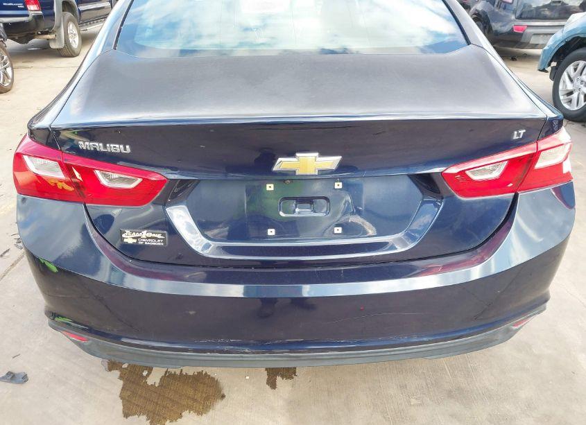 Photo 21 of 2017 Chevrolet Malibu 1LT (VIN 1G1ZE5ST4HF110872)