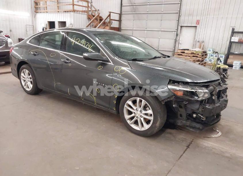 2017 Chevrolet Malibu 1LT (VIN 1G1ZE5ST4HF139756) main photo