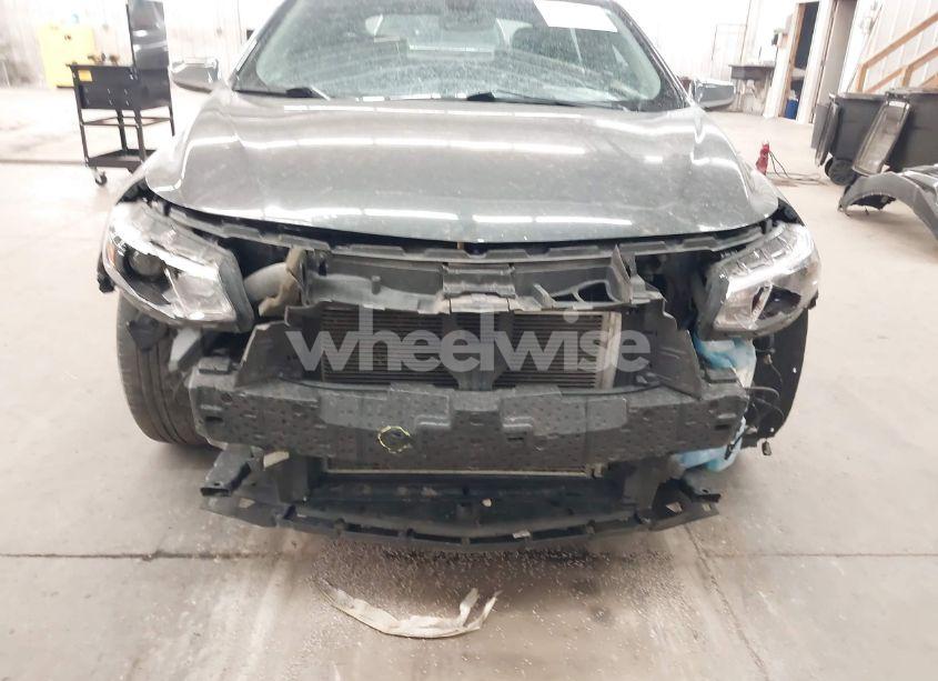 Photo 6 of 2017 Chevrolet Malibu 1LT (VIN 1G1ZE5ST4HF139756)