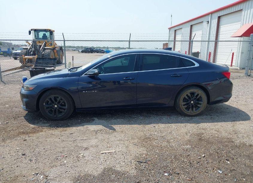 Photo 14 of 2017 Chevrolet Malibu 1LT (VIN 1G1ZE5ST4HF140440)