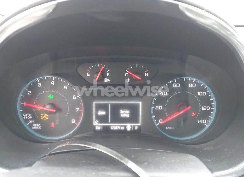 Photo 6 of 2017 Chevrolet Malibu 1LT (VIN 1G1ZE5ST4HF142835)