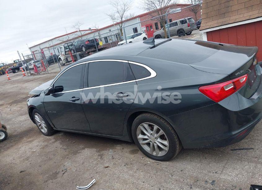 Photo 14 of 2017 Chevrolet Malibu 1LT (VIN 1G1ZE5ST4HF142866)