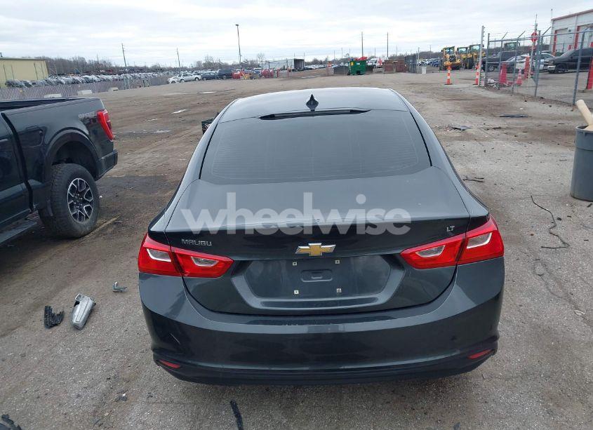 Photo 16 of 2017 Chevrolet Malibu 1LT (VIN 1G1ZE5ST4HF142866)