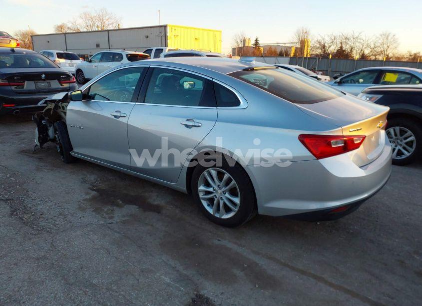 Photo 3 of 2017 Chevrolet Malibu 1LT (VIN 1G1ZE5ST4HF149591)