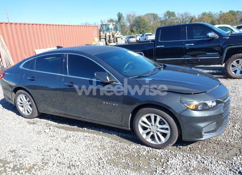 Photo 13 of 2017 Chevrolet Malibu 1LT (VIN 1G1ZE5ST4HF156542)