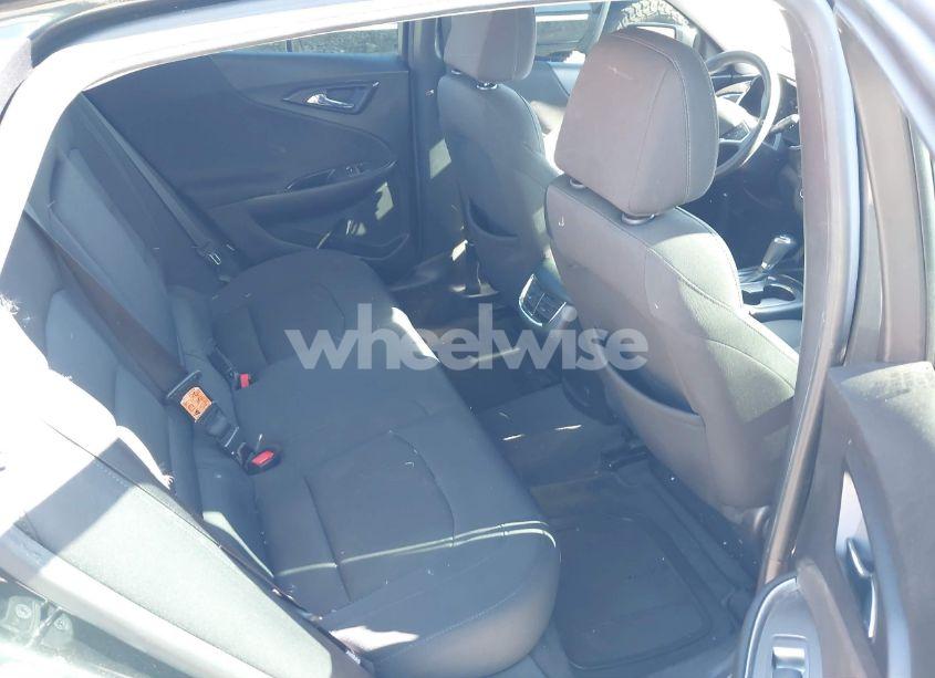 Photo 8 of 2017 Chevrolet Malibu 1LT (VIN 1G1ZE5ST4HF156542)