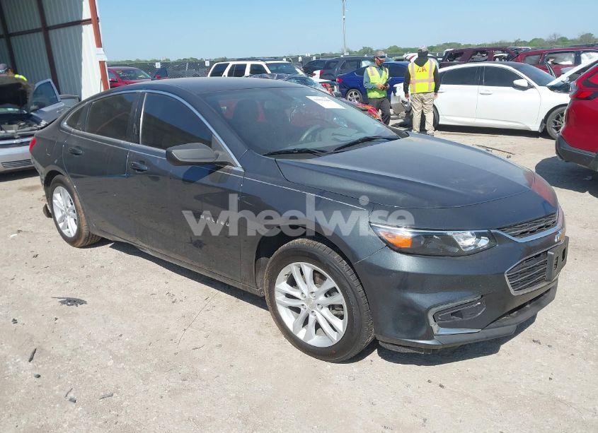 2017 Chevrolet Malibu 1LT (VIN 1G1ZE5ST4HF163166) main photo