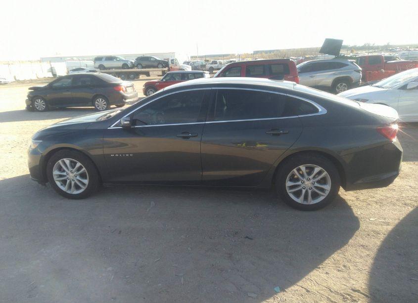 Photo 14 of 2017 Chevrolet Malibu 1LT (VIN 1G1ZE5ST4HF165497)