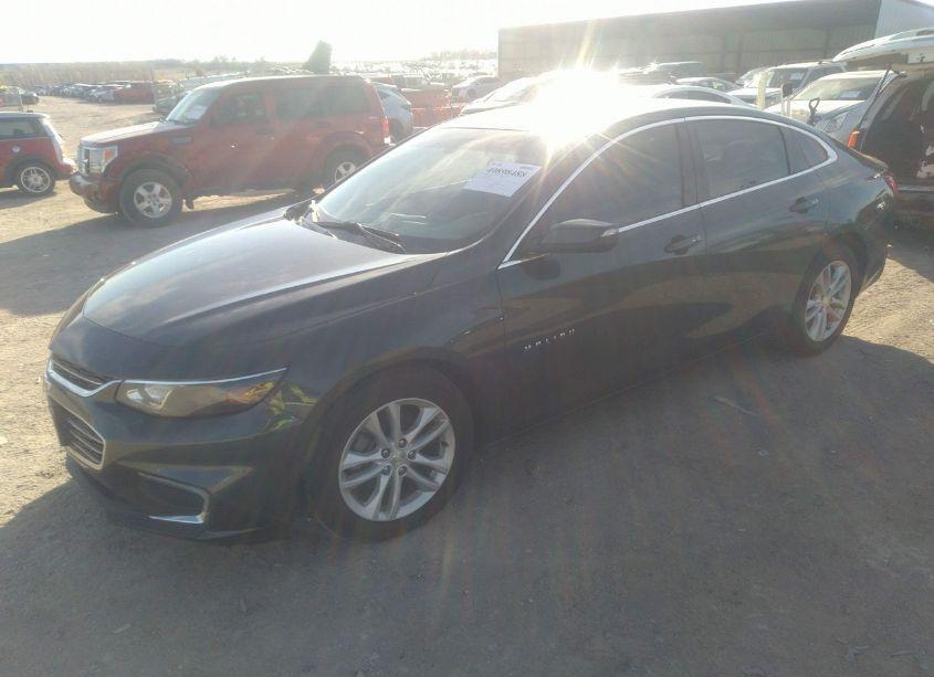 Photo 2 of 2017 Chevrolet Malibu 1LT (VIN 1G1ZE5ST4HF165497)