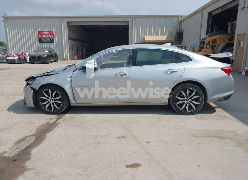 Photo 14 of 2017 Chevrolet Malibu 1LT (VIN 1G1ZE5ST4HF173292)