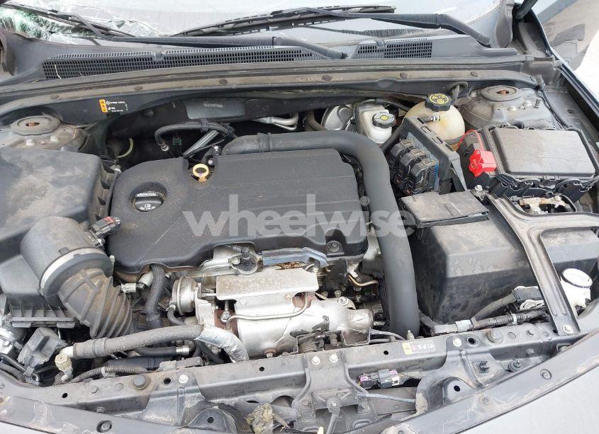 Photo 10 of 2017 Chevrolet Malibu 1LT (VIN 1G1ZE5ST4HF177486)