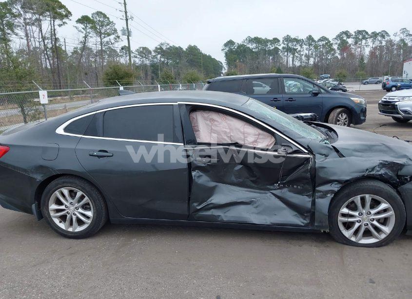 Photo 12 of 2017 Chevrolet Malibu 1LT (VIN 1G1ZE5ST4HF177486)