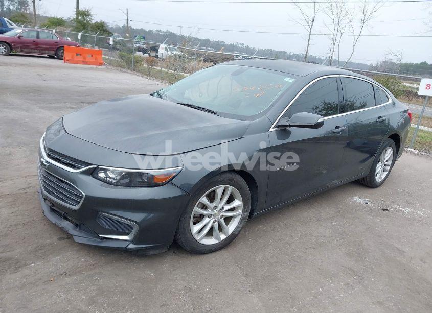 Photo 2 of 2017 Chevrolet Malibu 1LT (VIN 1G1ZE5ST4HF177486)