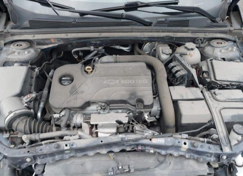 Photo 10 of 2017 Chevrolet Malibu 1LT (VIN 1G1ZE5ST4HF177777)