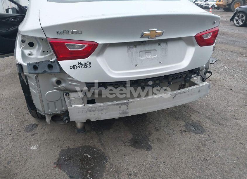 Photo 6 of 2017 Chevrolet Malibu 1LT (VIN 1G1ZE5ST4HF180307)
