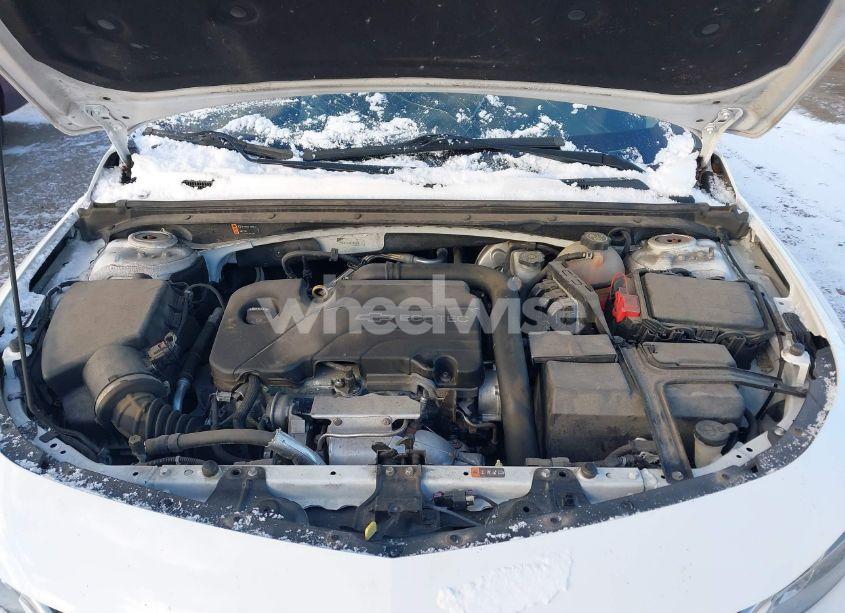 Photo 10 of 2017 Chevrolet Malibu 1LT (VIN 1G1ZE5ST4HF185331)