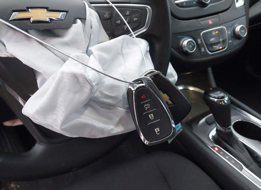 Photo 11 of 2017 Chevrolet Malibu 1LT (VIN 1G1ZE5ST4HF200765)