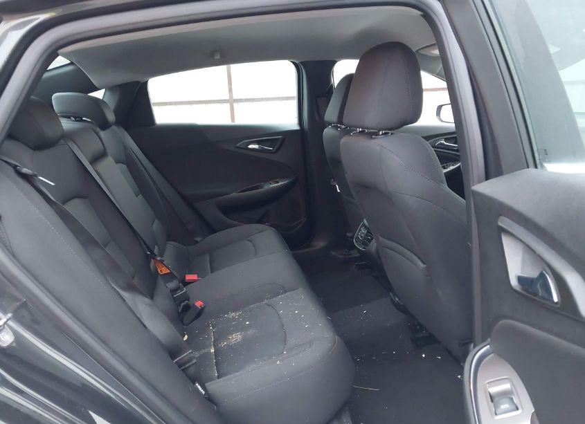 Photo 8 of 2017 Chevrolet Malibu 1LT (VIN 1G1ZE5ST4HF200765)