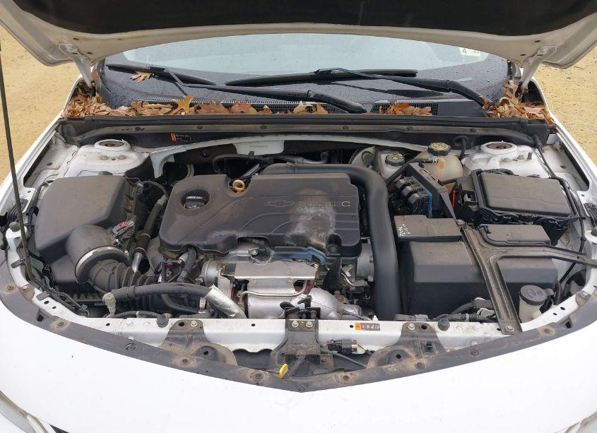 Photo 10 of 2017 Chevrolet Malibu 1LT (VIN 1G1ZE5ST4HF201690)