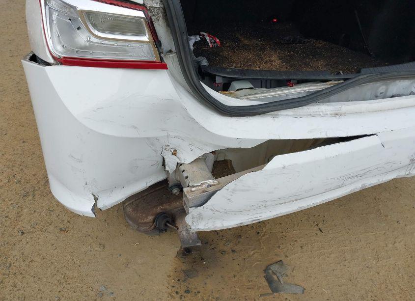 Photo 12 of 2017 Chevrolet Malibu 1LT (VIN 1G1ZE5ST4HF201690)