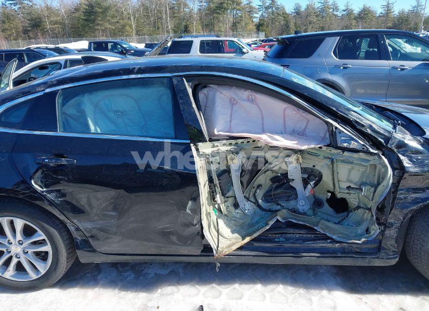 Photo 14 of 2017 Chevrolet Malibu 1LT (VIN 1G1ZE5ST4HF206923)