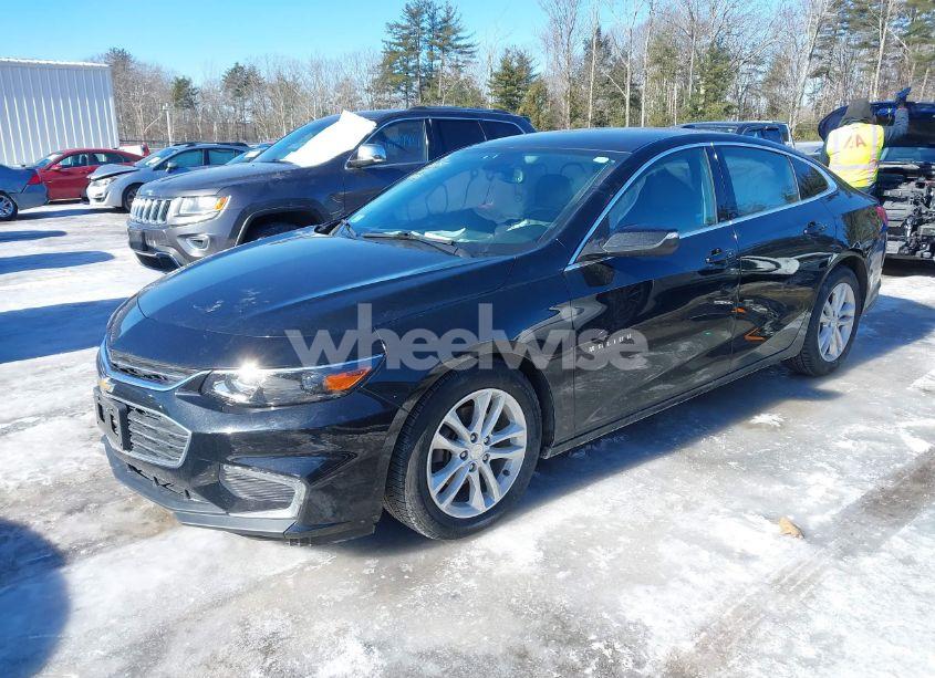 Photo 2 of 2017 Chevrolet Malibu 1LT (VIN 1G1ZE5ST4HF206923)