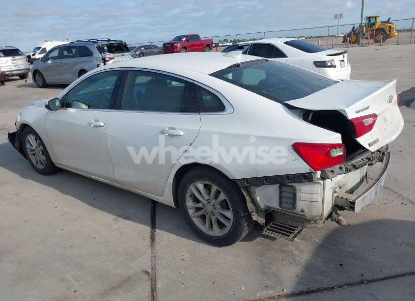 Photo 3 of 2017 Chevrolet Malibu 1LT (VIN 1G1ZE5ST4HF207375)