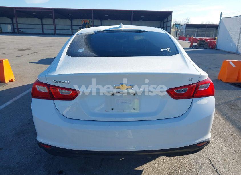 Photo 16 of 2017 Chevrolet Malibu 1LT (VIN 1G1ZE5ST4HF209093)