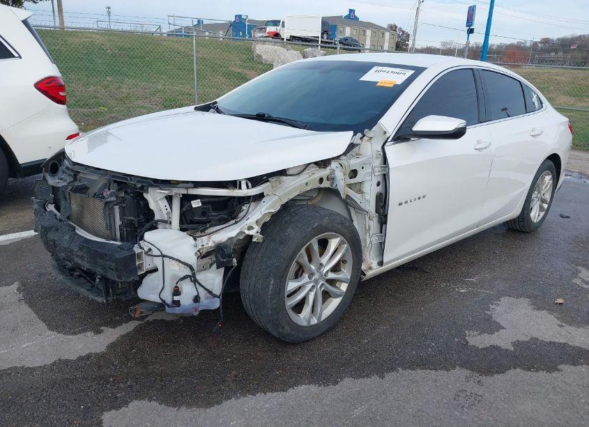 Photo 2 of 2017 Chevrolet Malibu 1LT (VIN 1G1ZE5ST4HF238318)