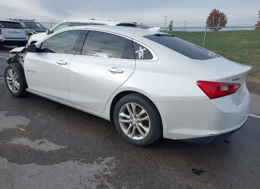 Photo 3 of 2017 Chevrolet Malibu 1LT (VIN 1G1ZE5ST4HF238318)