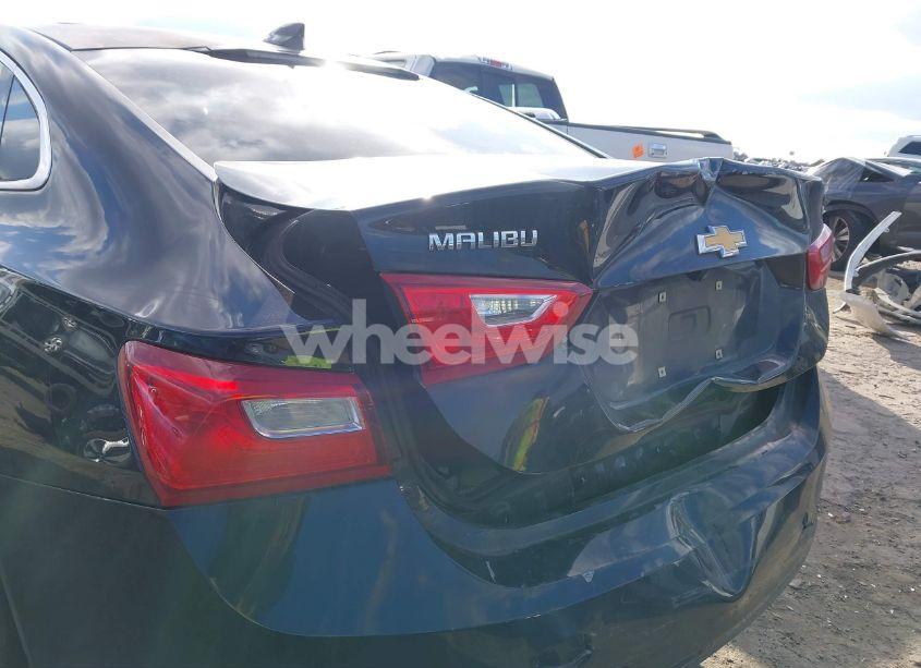 Photo 19 of 2017 Chevrolet Malibu 1LT (VIN 1G1ZE5ST4HF239260)