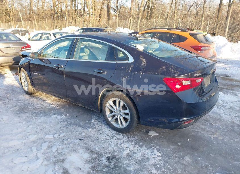 Photo 3 of 2017 Chevrolet Malibu 1LT (VIN 1G1ZE5ST4HF258519)