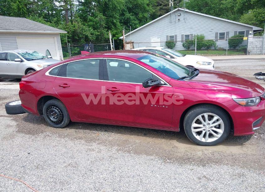 Photo 14 of 2017 Chevrolet Malibu 1LT (VIN 1G1ZE5ST4HF260660)