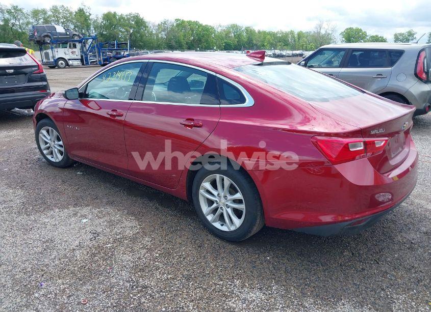 Photo 3 of 2017 Chevrolet Malibu 1LT (VIN 1G1ZE5ST4HF260660)