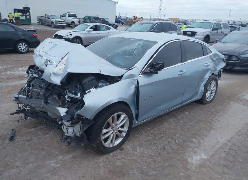 Photo 2 of 2017 Chevrolet Malibu 1LT (VIN 1G1ZE5ST4HF262408)