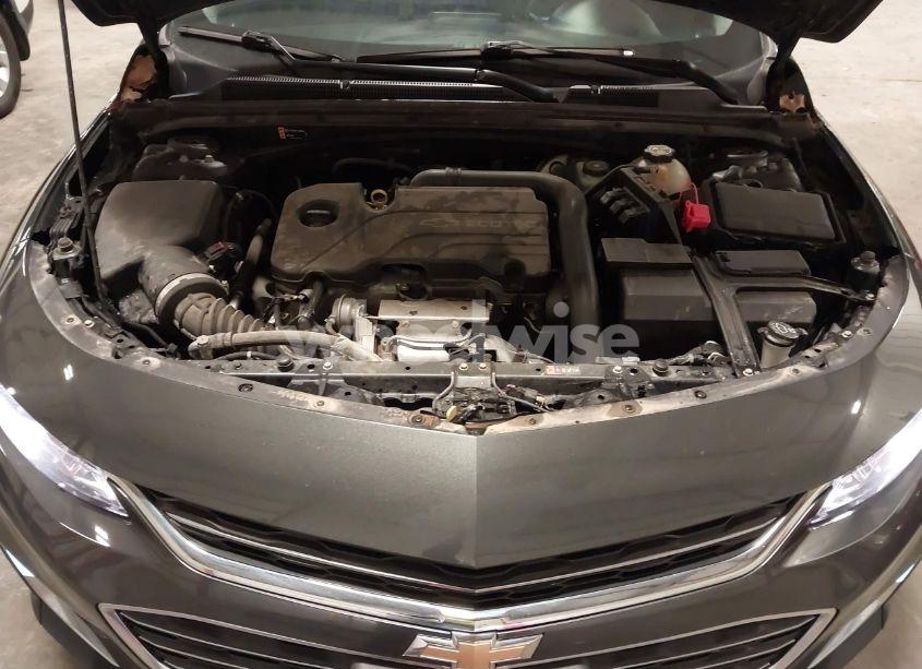 Photo 10 of 2017 Chevrolet Malibu 1LT (VIN 1G1ZE5ST4HF263896)