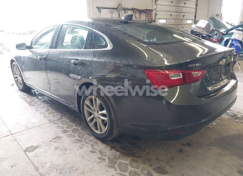 Photo 3 of 2017 Chevrolet Malibu 1LT (VIN 1G1ZE5ST4HF265132)
