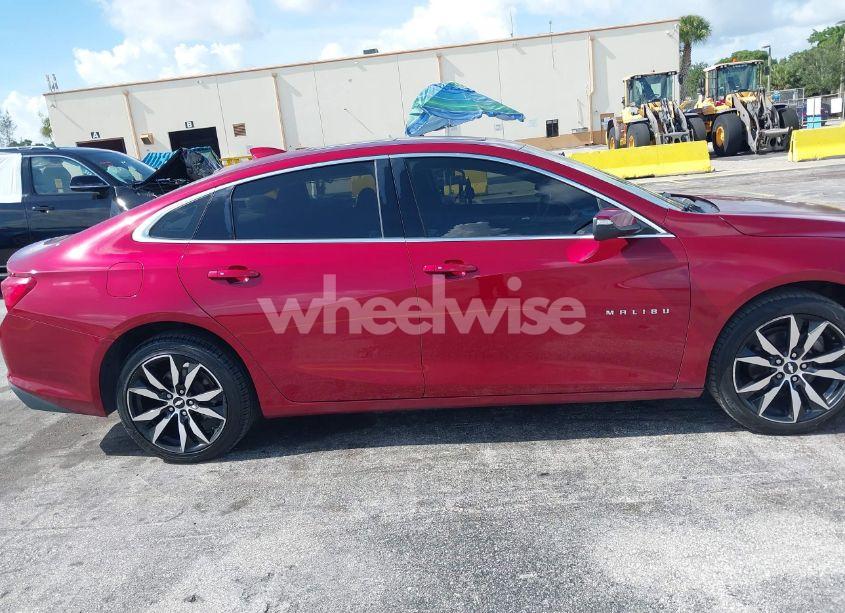 Photo 13 of 2017 Chevrolet Malibu 1LT (VIN 1G1ZE5ST4HF286174)