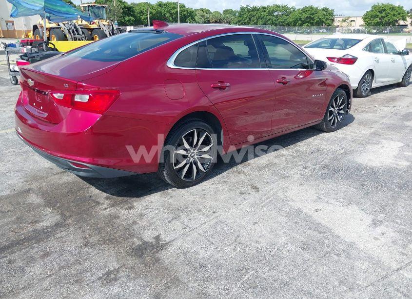 Photo 4 of 2017 Chevrolet Malibu 1LT (VIN 1G1ZE5ST4HF286174)