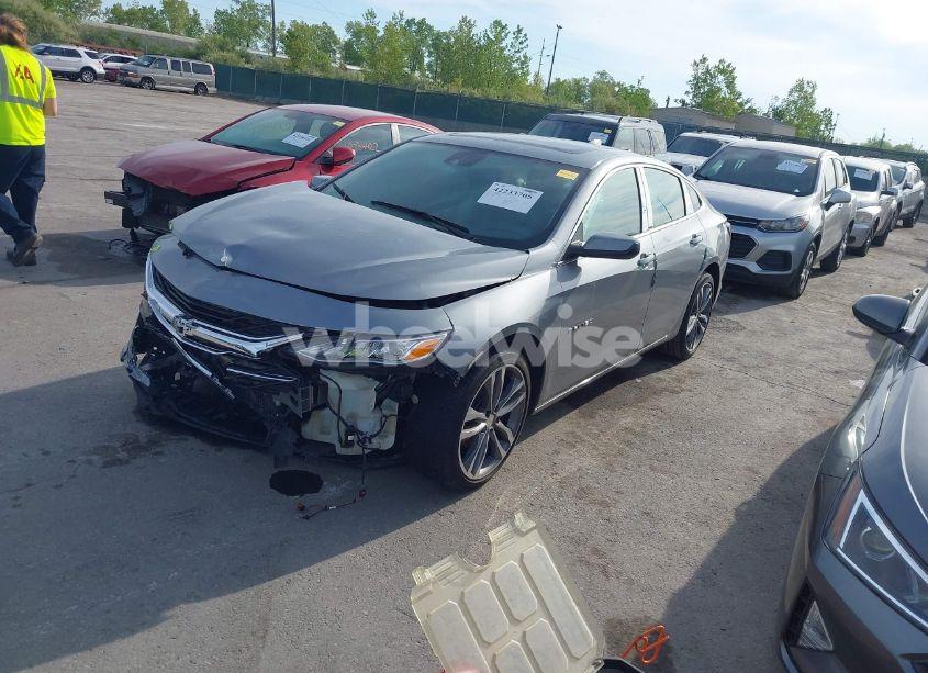Photo 2 of 2023 Chevrolet Malibu FWD 2LT (VIN 1G1ZE5ST4PF146740)