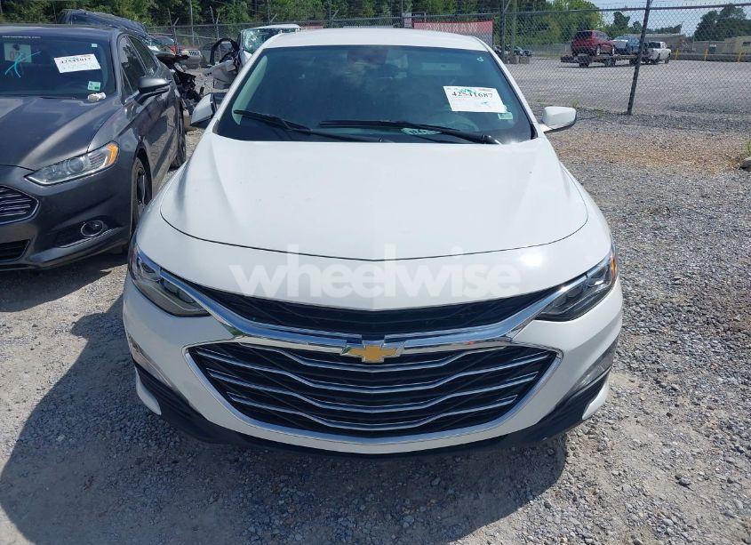 Photo 12 of 2024 Chevrolet Malibu FWD 2LT (VIN 1G1ZE5ST4RF123302)
