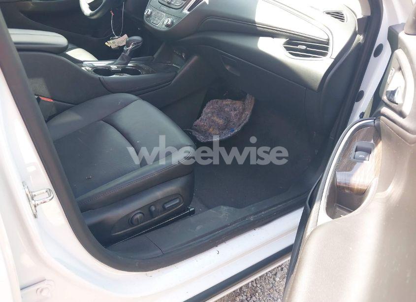 Photo 5 of 2024 Chevrolet Malibu FWD 2LT (VIN 1G1ZE5ST4RF123302)