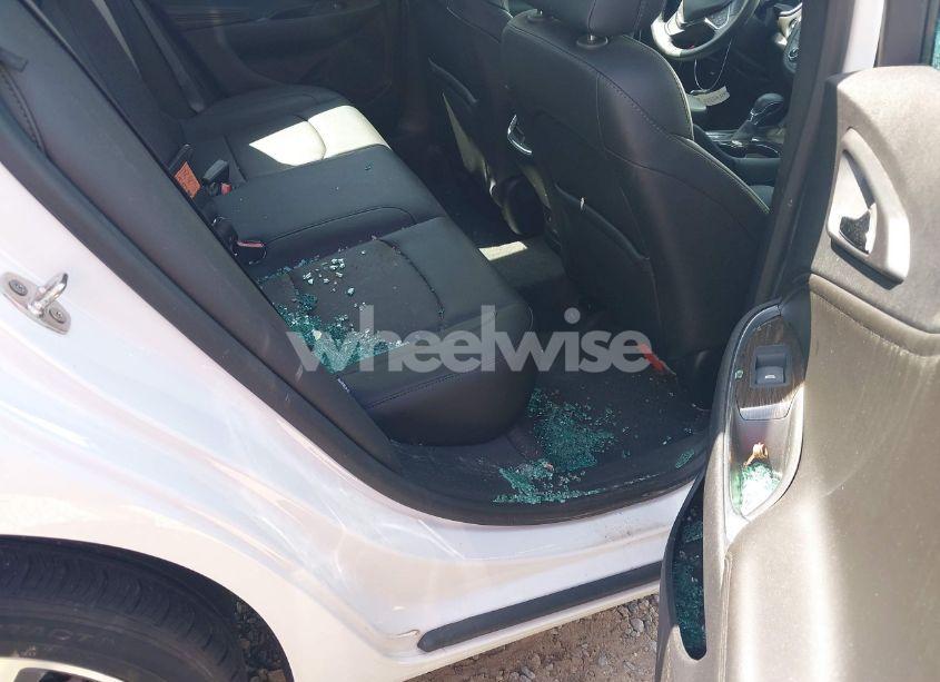 Photo 8 of 2024 Chevrolet Malibu FWD 2LT (VIN 1G1ZE5ST4RF123302)