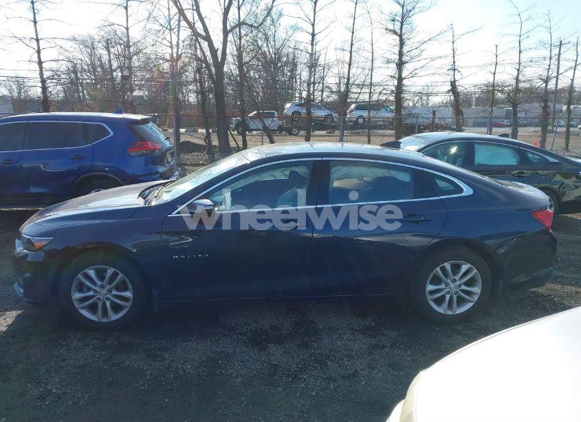 Photo 13 of 2016 Chevrolet Malibu 1LT (VIN 1G1ZE5ST5GF181304)