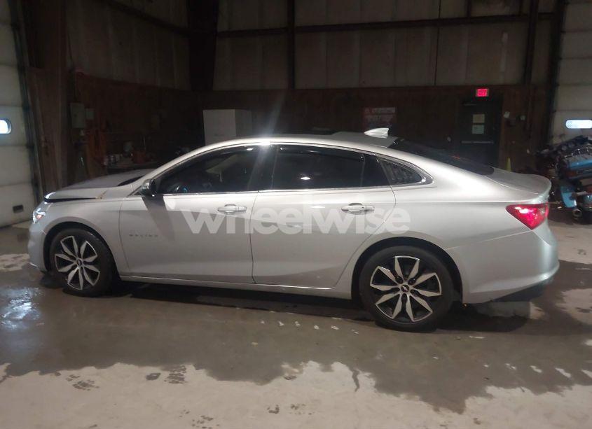 Photo 14 of 2016 Chevrolet Malibu 1LT (VIN 1G1ZE5ST5GF190598)