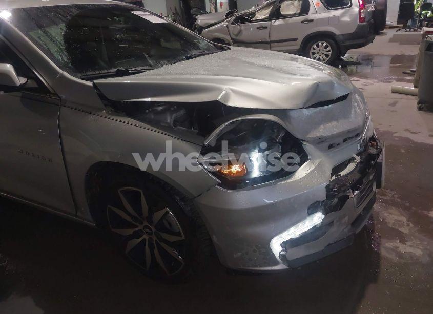 Photo 6 of 2016 Chevrolet Malibu 1LT (VIN 1G1ZE5ST5GF190598)