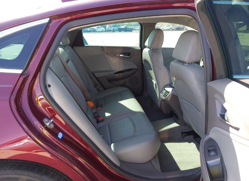 Photo 8 of 2016 Chevrolet Malibu 1LT (VIN 1G1ZE5ST5GF191444)