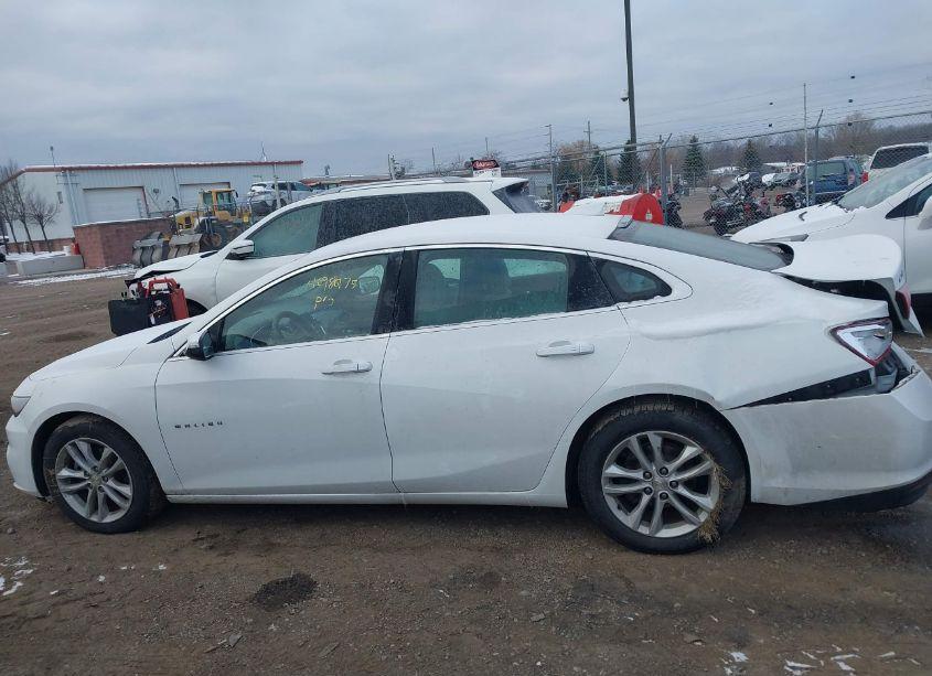 Photo 14 of 2016 Chevrolet Malibu 1LT (VIN 1G1ZE5ST5GF197390)