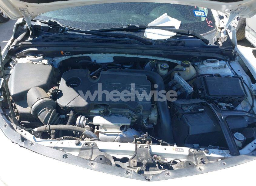 Photo 10 of 2016 Chevrolet Malibu 1LT (VIN 1G1ZE5ST5GF204614)