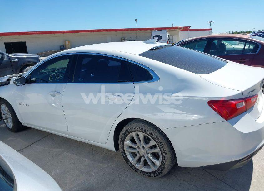 Photo 14 of 2016 Chevrolet Malibu 1LT (VIN 1G1ZE5ST5GF204614)